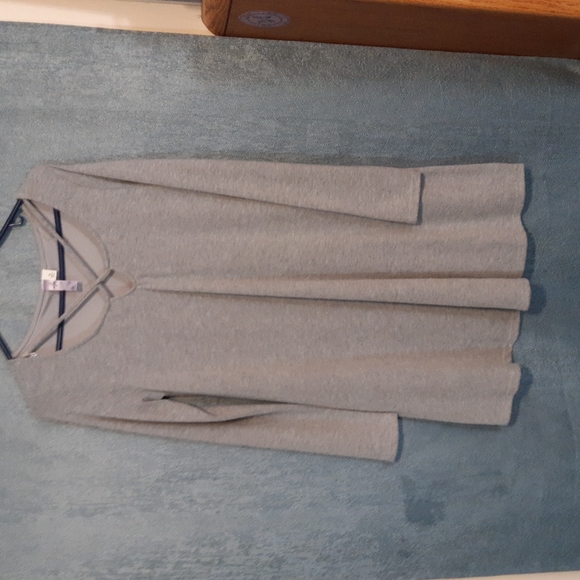 Long sleeve dress - Picture 3 of 4